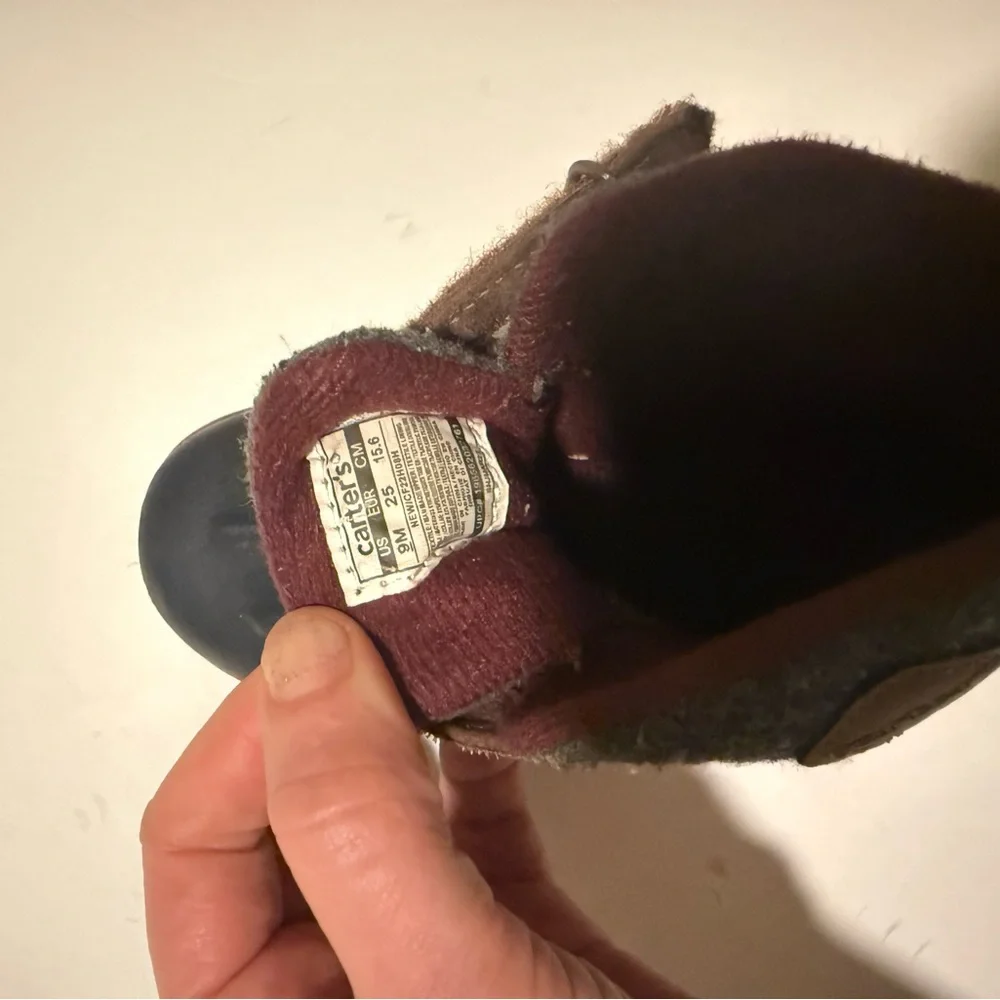Carter's‎ Tan, blue and Gray Kids Boots size 9 toddler